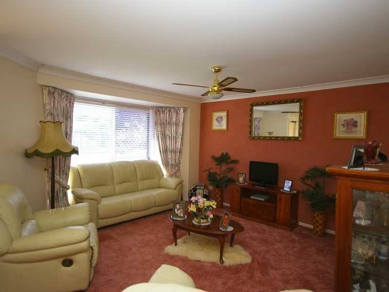 14 Gretel Drive, Beachmere QLD 4510