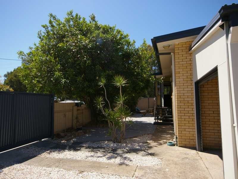 2 Gibson Street, Beachmere QLD 4510