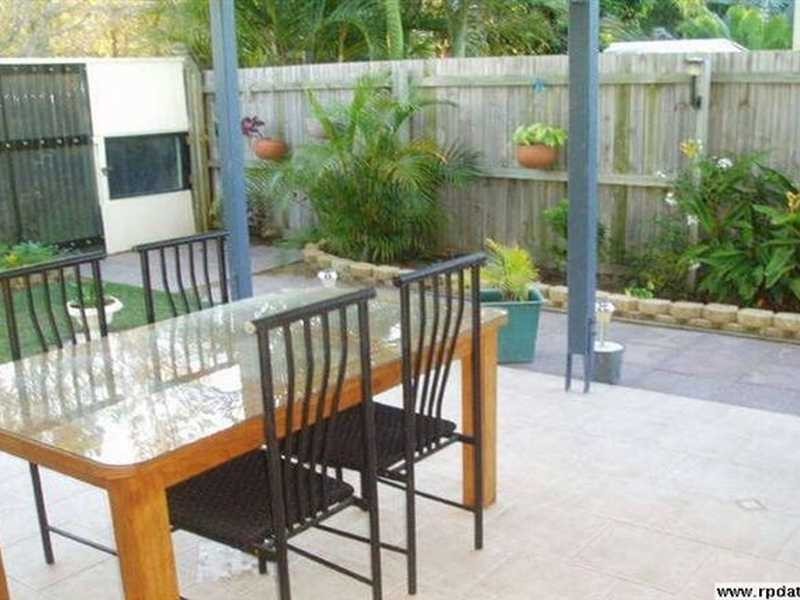 13 Albatross Court, Banksia Beach QLD 4507
