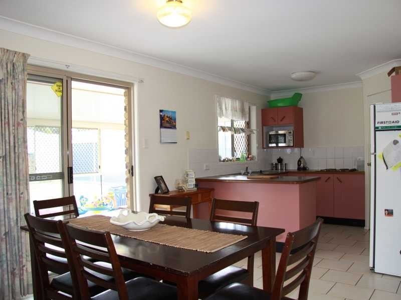 30 Kunde Street, Beachmere QLD 4510