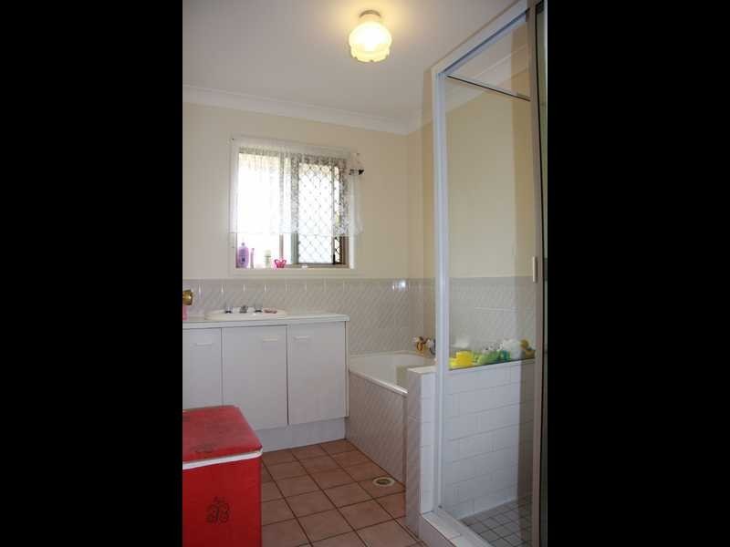 30 Kunde Street, Beachmere QLD 4510