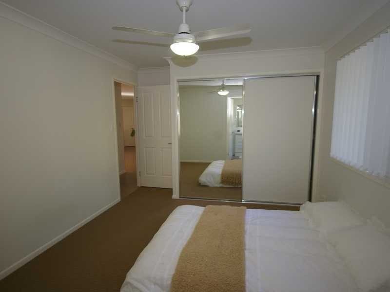 3/5 Weeroona Avenue, Beachmere QLD 4510