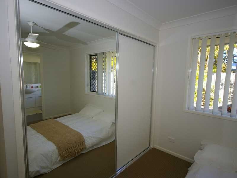 3/5 Weeroona Avenue, Beachmere QLD 4510