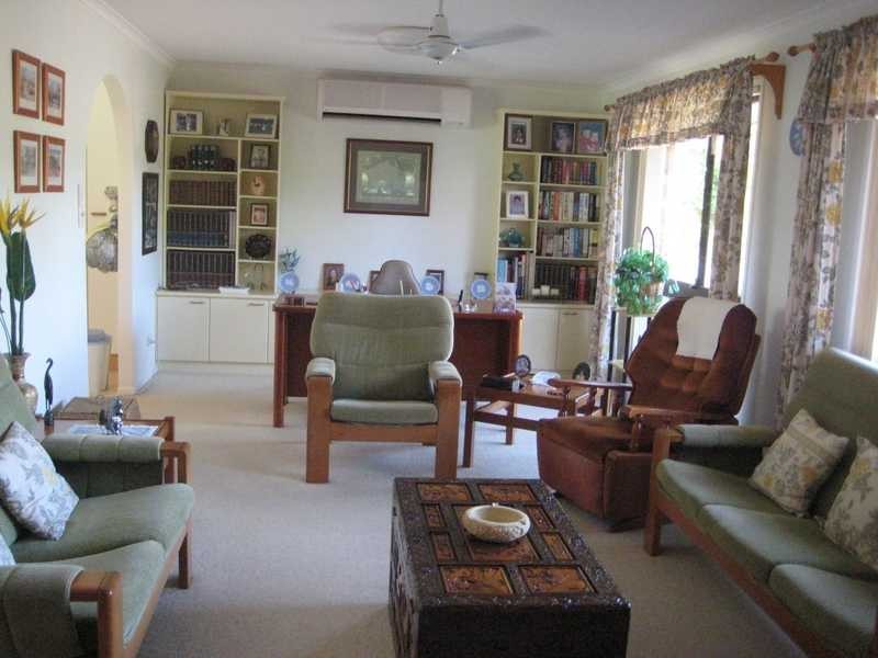 41 Patrick Street, Beachmere QLD 4510
