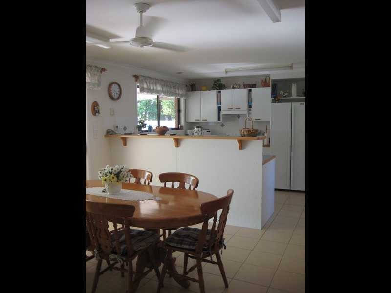 41 Patrick Street, Beachmere QLD 4510
