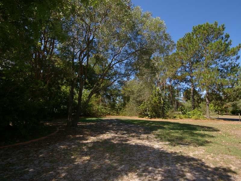 18 Randolph Street, Beachmere QLD 4510