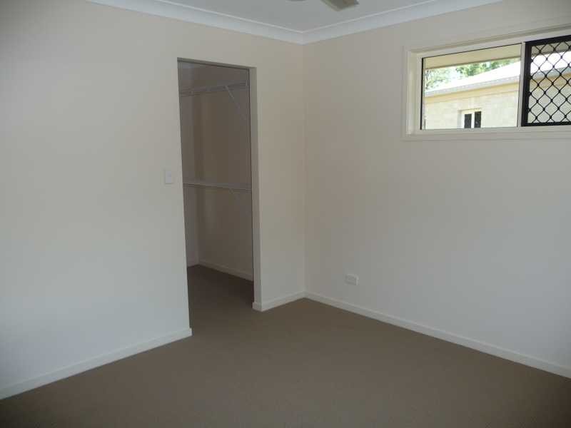 865 Beachmere Road, Beachmere QLD 4510