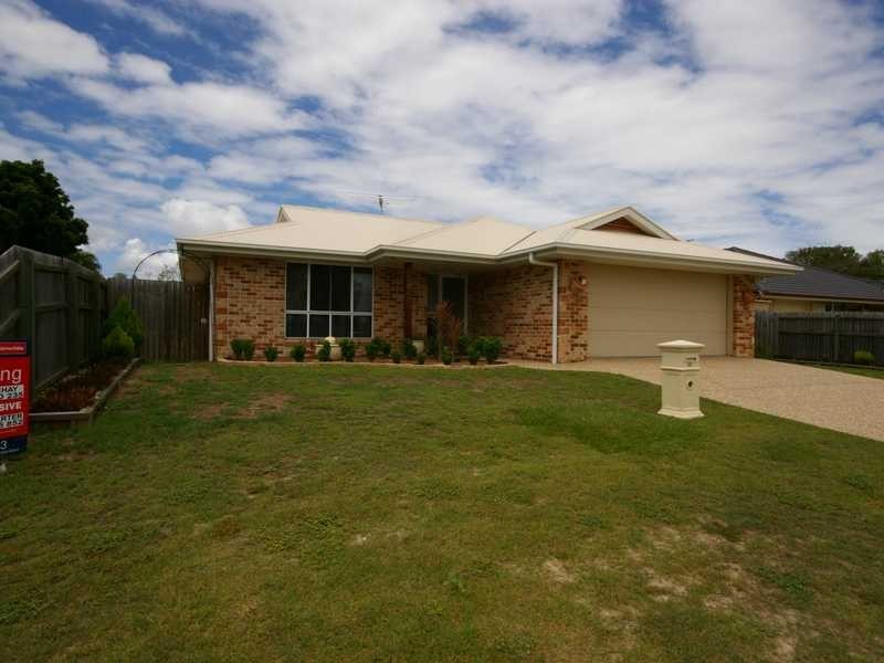 14 Weeroona Avenue, Beachmere QLD 4510