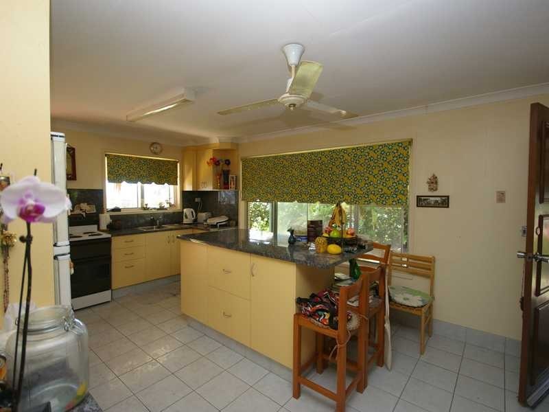 7 Phillip Street, Beachmere QLD 4510