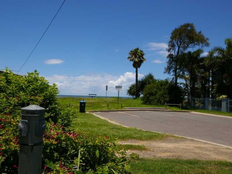 7 Phillip Street, Beachmere QLD 4510