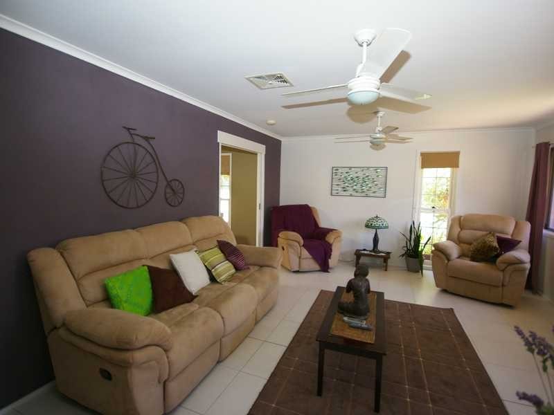 22 Egan Avenue, Beachmere QLD 4510