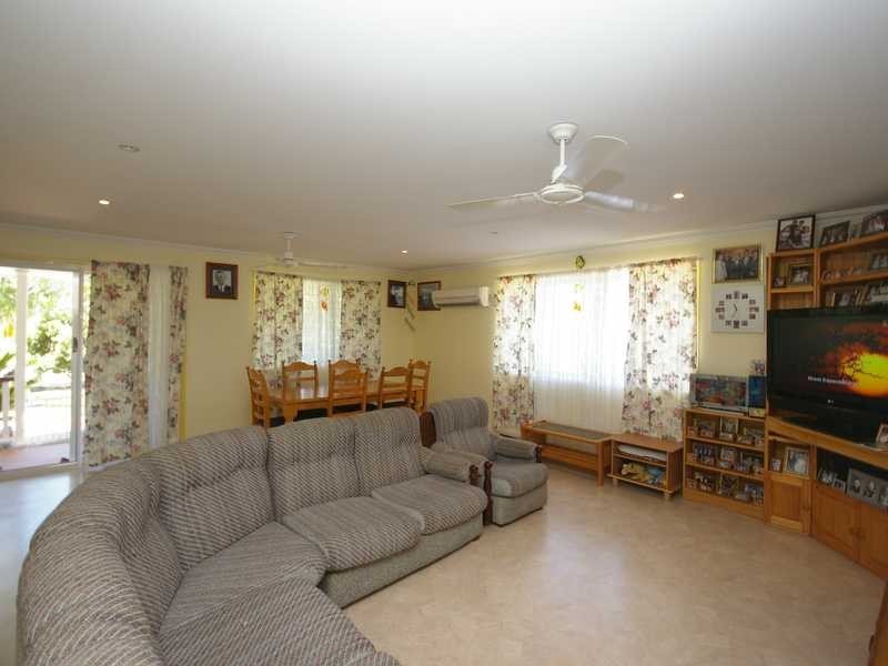 45 Columbia Drive, Beachmere QLD 4510