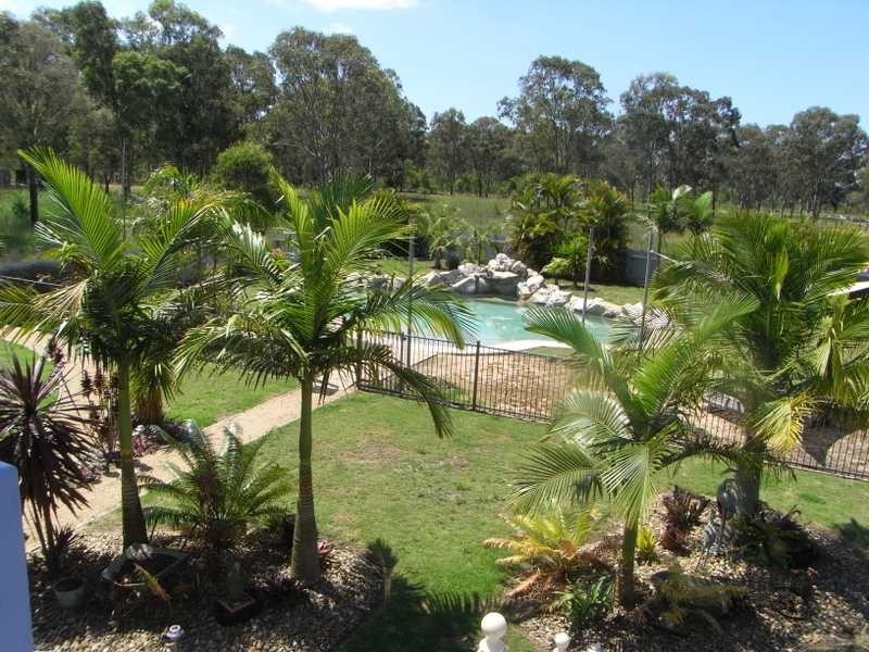 786 Beachmere Road, Beachmere QLD 4510