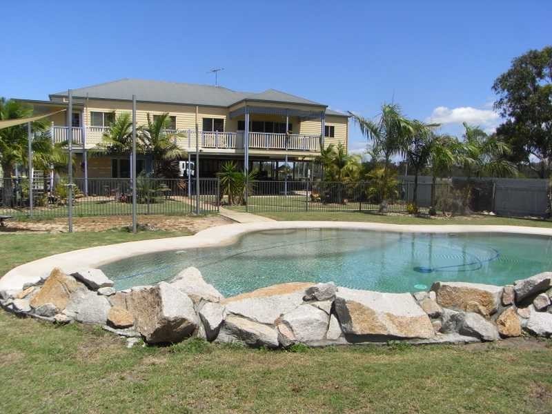 786 Beachmere Road, Beachmere QLD 4510