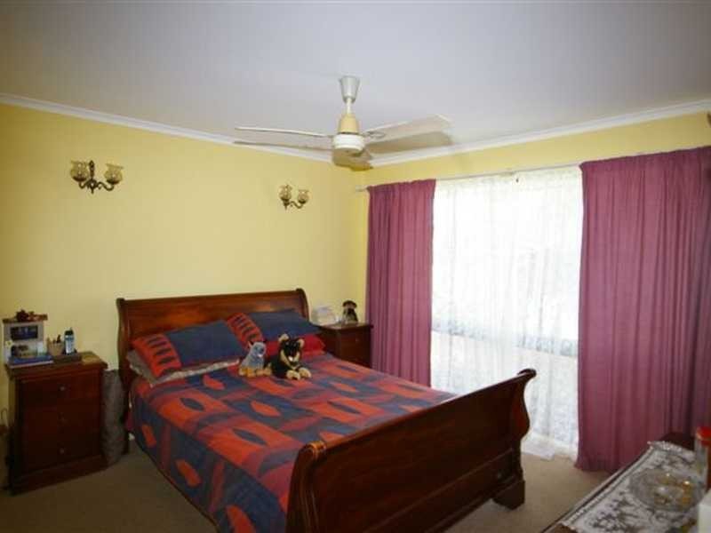 3 Carl Court, Banksia Beach QLD 4507