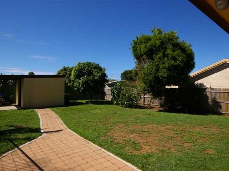 3 Carl Court, Banksia Beach QLD 4507