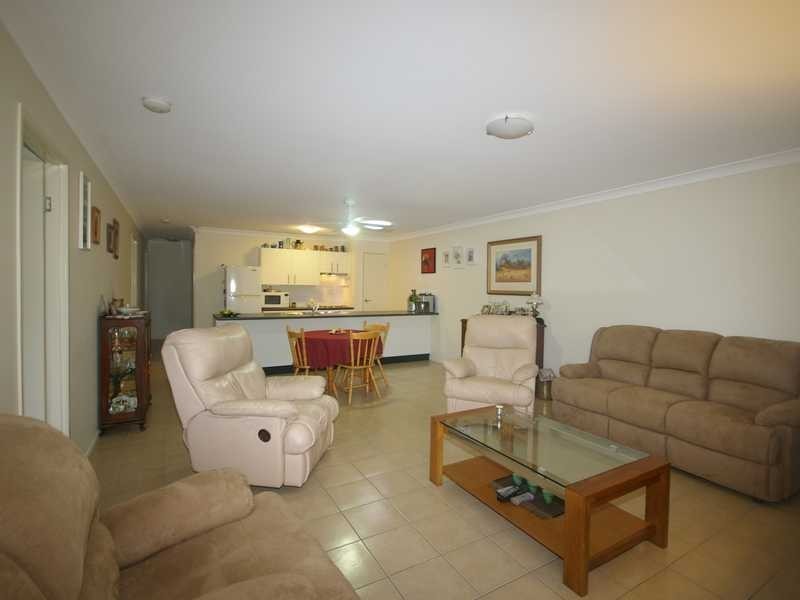 Unit 2/17 Kennedy Street, Caboolture QLD 4510