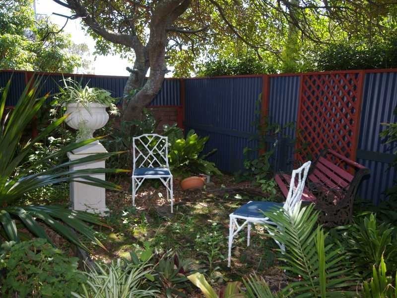 6 Bayside Drive, Beachmere QLD 4510