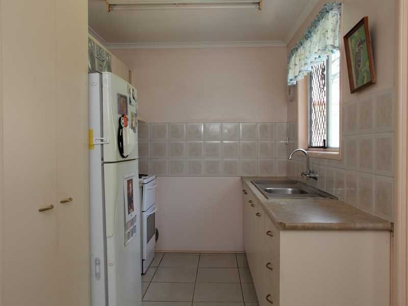 6 Whiting Street, Beachmere QLD 4510