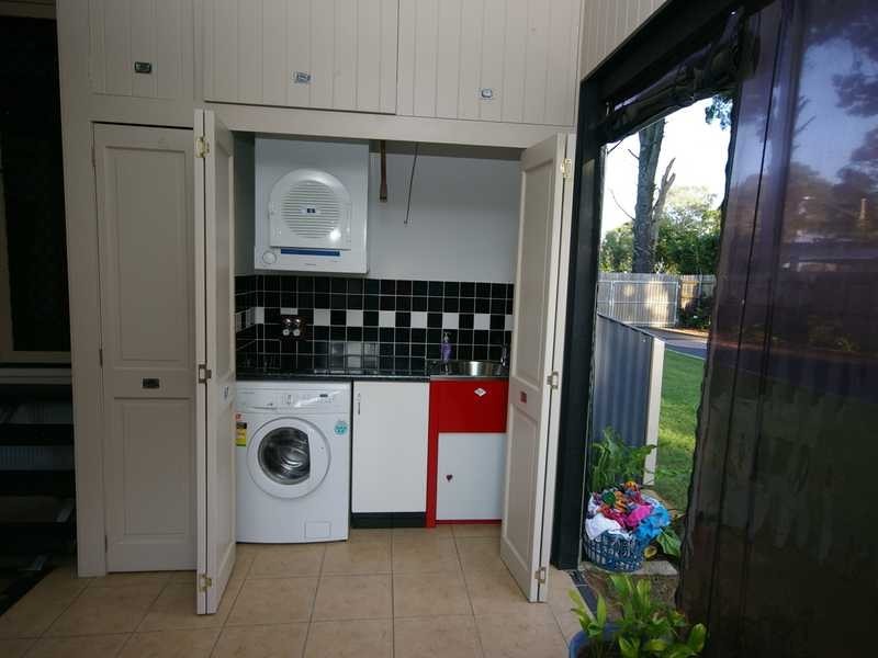 4 Moreton Terrace, Beachmere QLD 4510