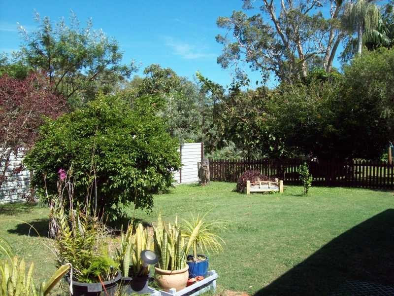 32 Dwyer Street, Beachmere QLD 4510