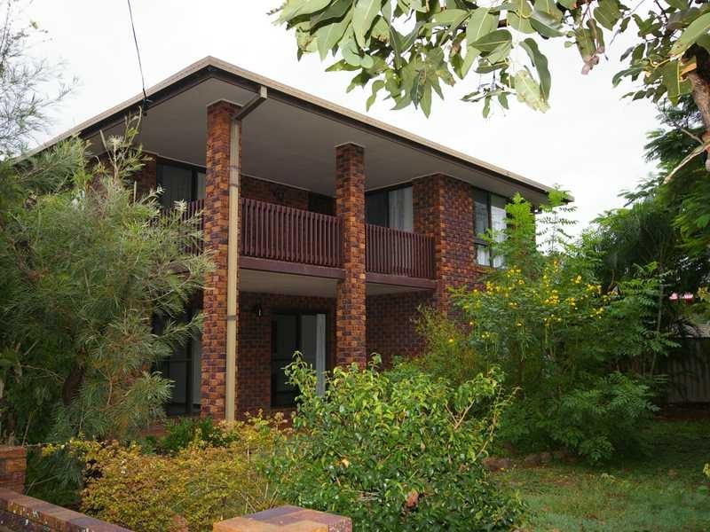 1 Lalroy Street, Beachmere QLD 4510