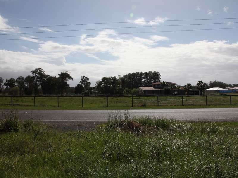194 Bishop Road, Beachmere QLD 4510