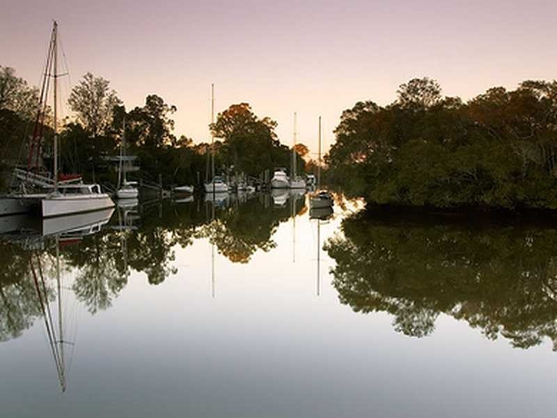 15 Riversleigh Road, Beachmere QLD 4510