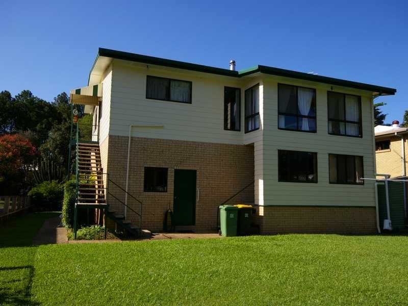 15 Riversleigh Road, Beachmere QLD 4510