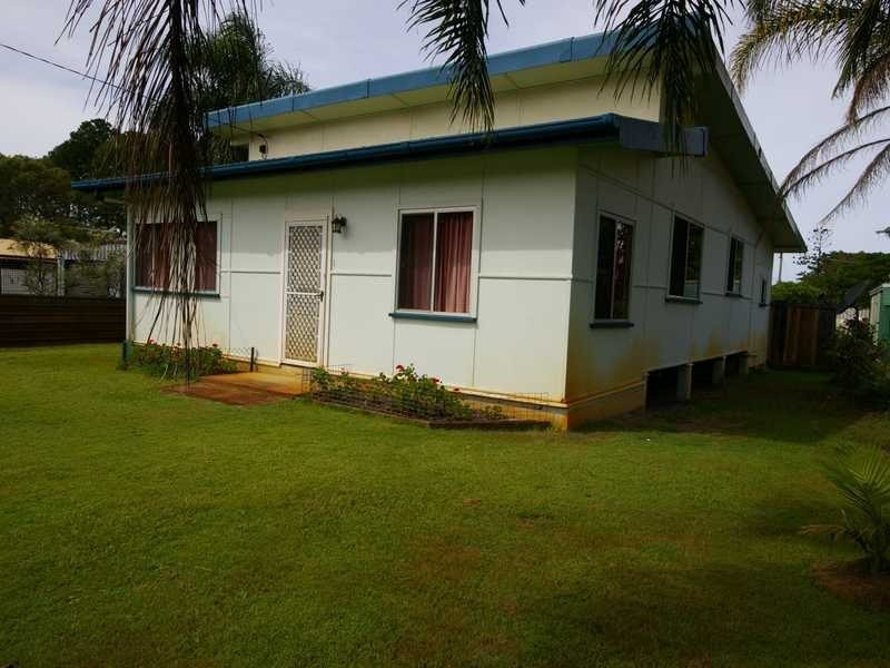 27 Moreton Terrace, Beachmere QLD 4510