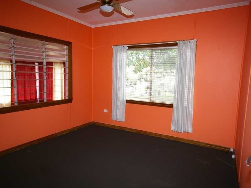 27 Moreton Terrace, Beachmere QLD 4510