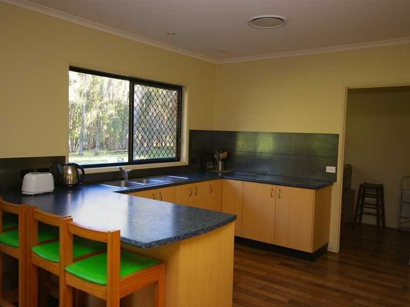 24 Wallace Road, Beachmere QLD 4510