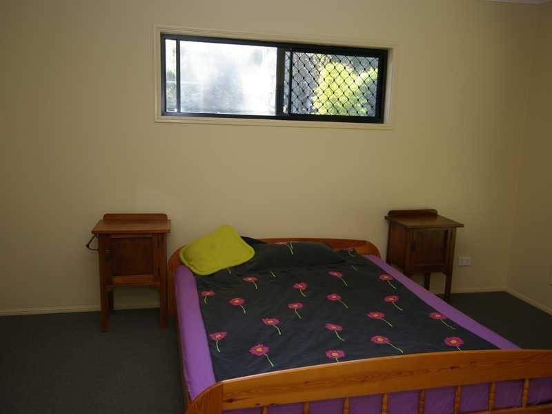 24 Wallace Road, Beachmere QLD 4510