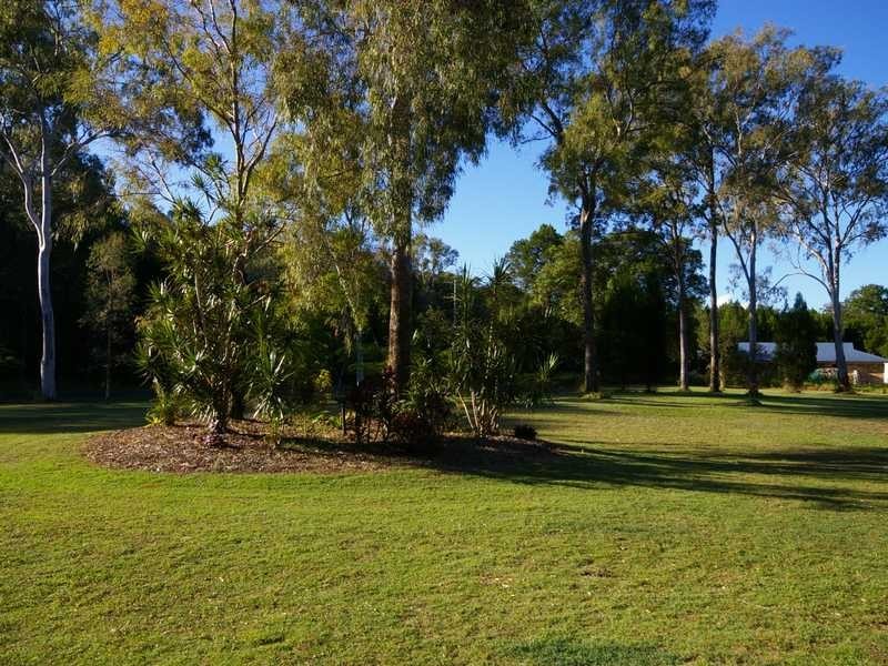 24 Wallace Road, Beachmere QLD 4510