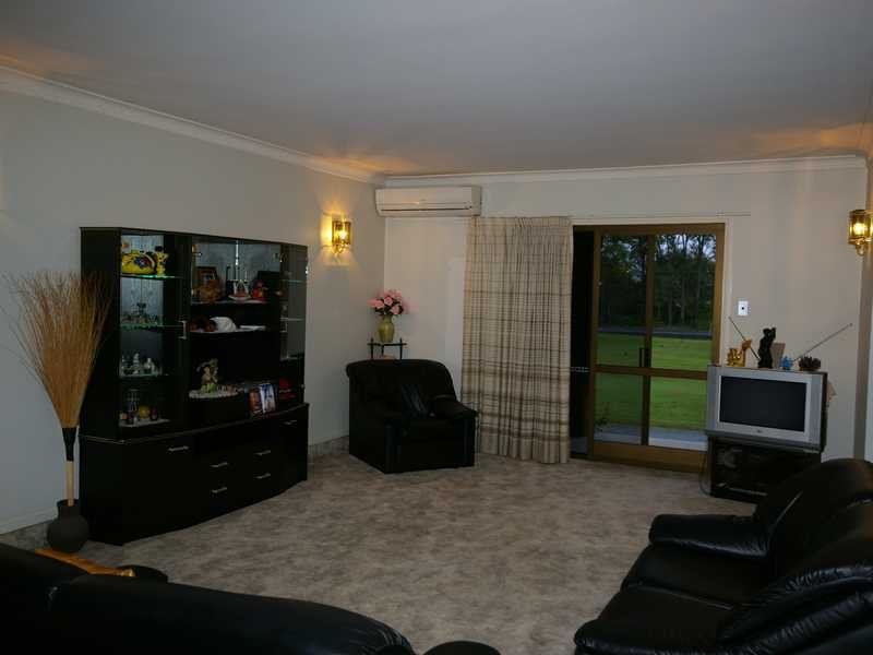 395 Bishop Road, Beachmere QLD 4510