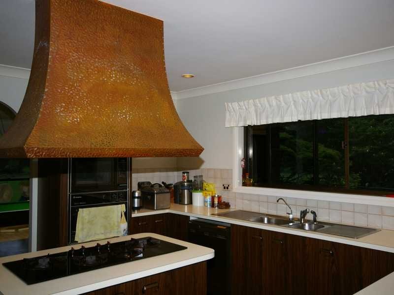 395 Bishop Road, Beachmere QLD 4510