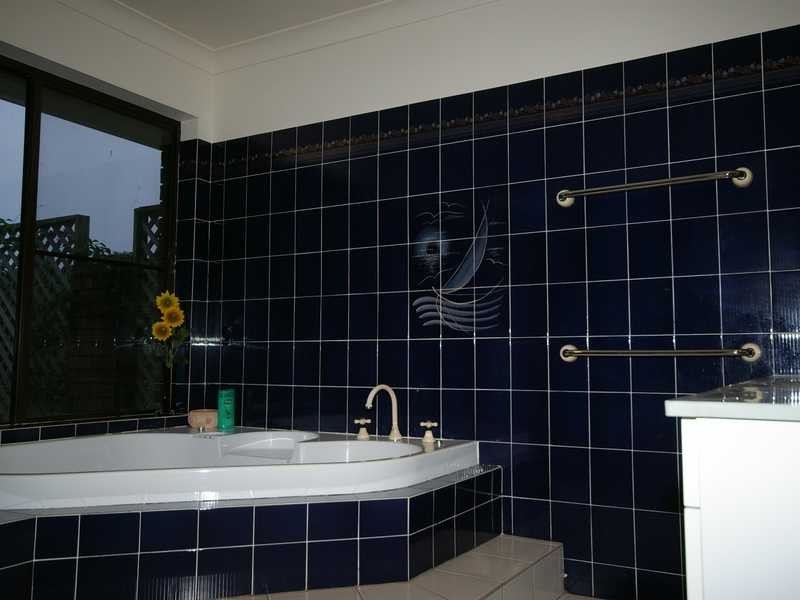 395 Bishop Road, Beachmere QLD 4510