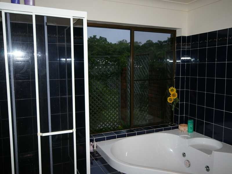 395 Bishop Road, Beachmere QLD 4510