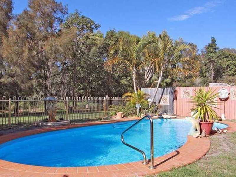 32 Gretel Drive, Beachmere QLD 4510