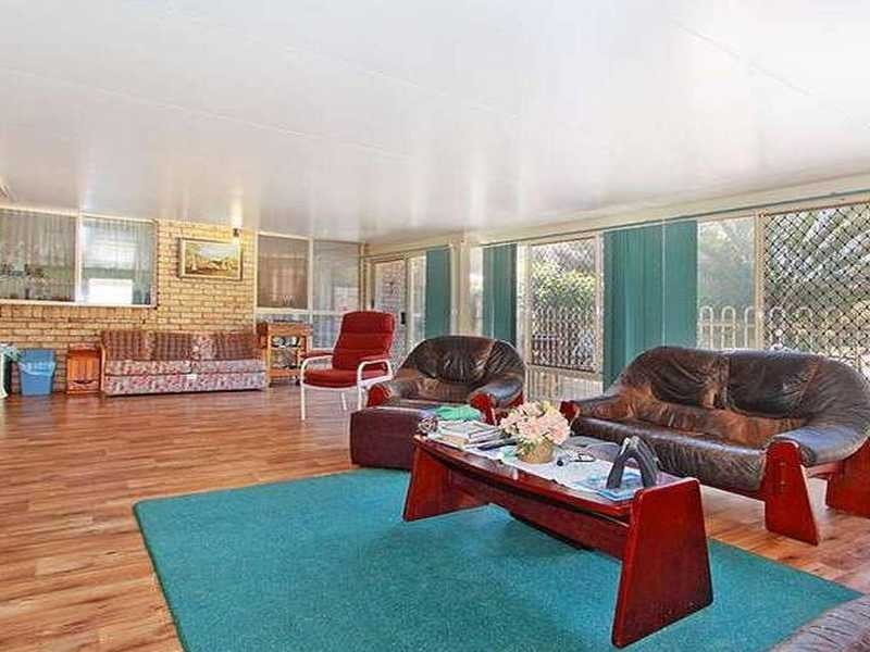 32 Gretel Drive, Beachmere QLD 4510