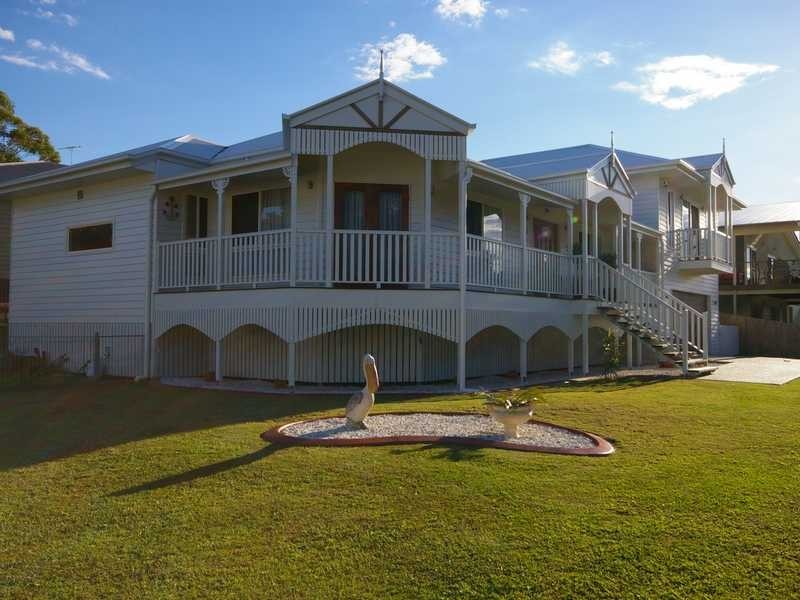 6 Phillip Street, Beachmere QLD 4510