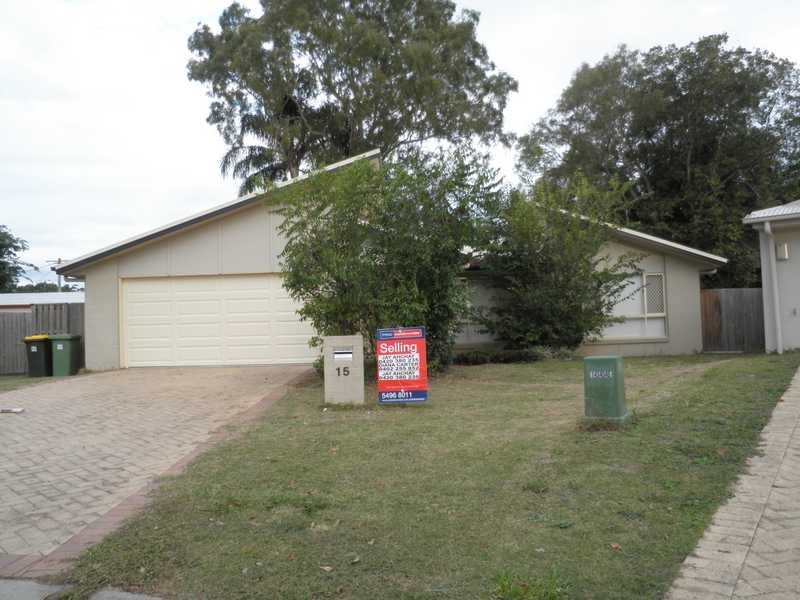 15 Yaraan Crescent, Beachmere QLD 4510
