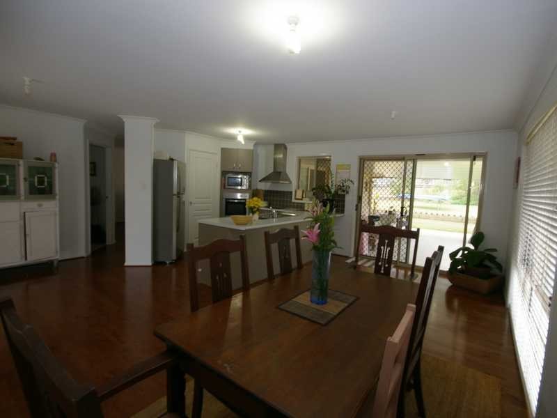 12 Hirst Court, Ningi QLD 4511