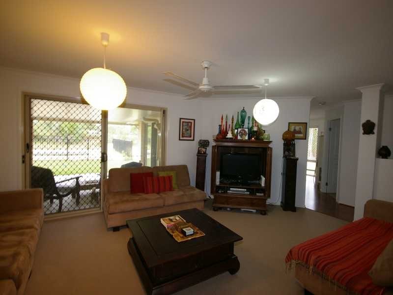 12 Hirst Court, Ningi QLD 4511