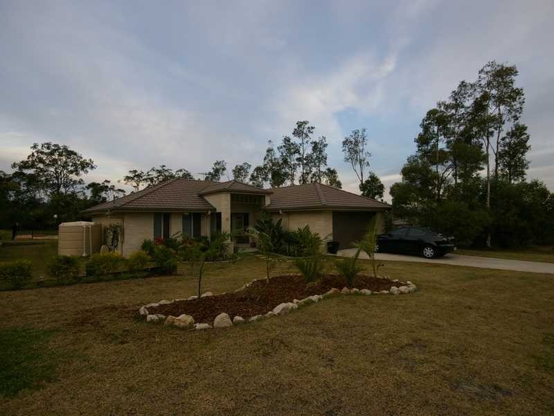 12 Hirst Court, Ningi QLD 4511