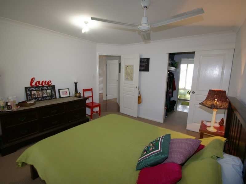 12 Hirst Court, Ningi QLD 4511