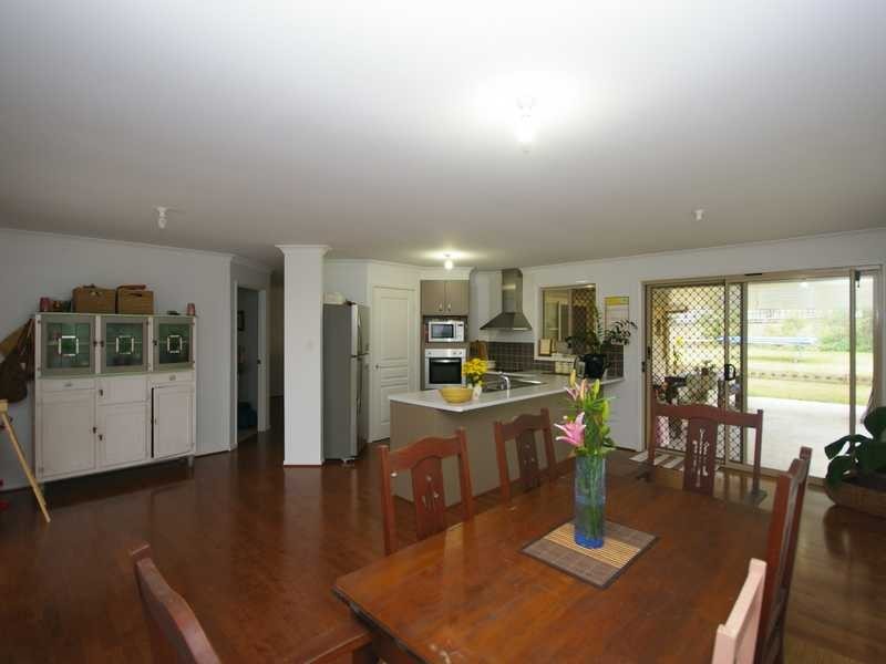 12 Hirst Court, Ningi QLD 4511