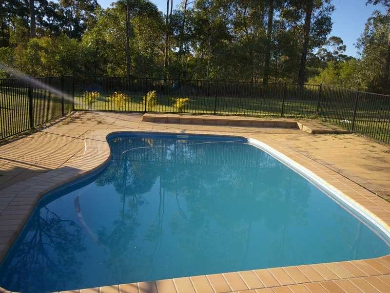 12 Hirst Court, Ningi QLD 4511