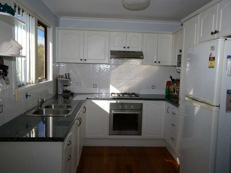 9 Fiona Street, Beachmere QLD 4510