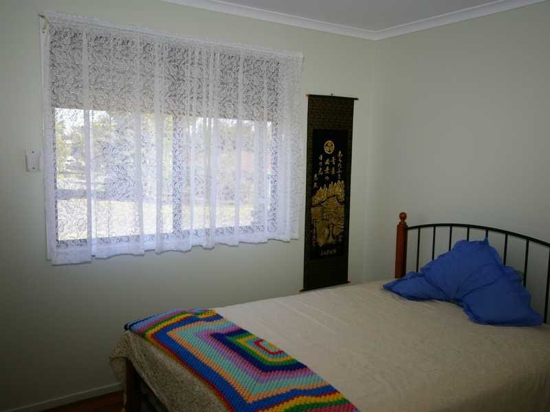 9 Fiona Street, Beachmere QLD 4510